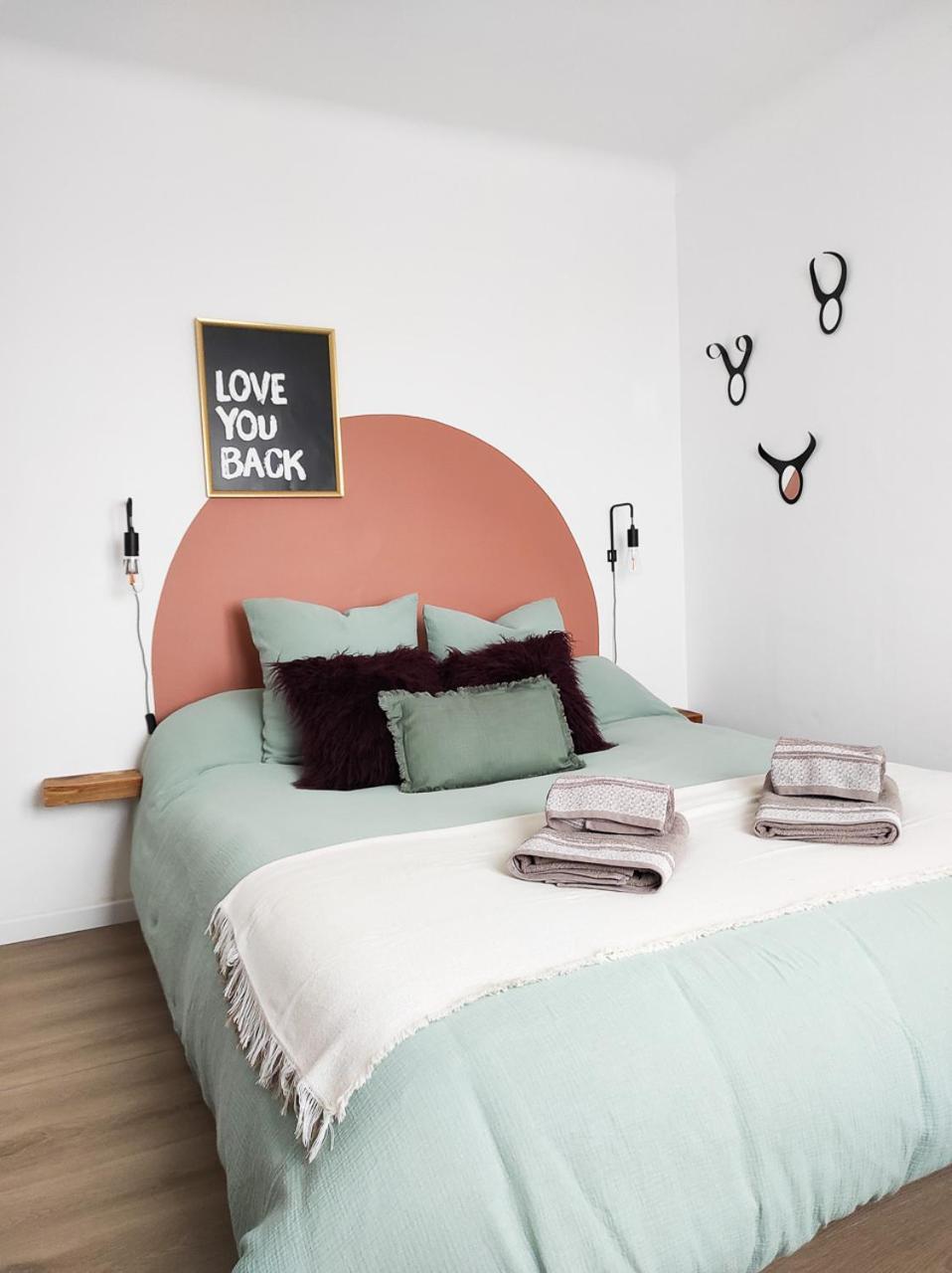 Le Cosy Valcros, Design Et Confort Aix-en-Provence Esterno foto